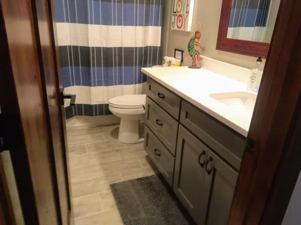 Downstairs Bunk Bathroom